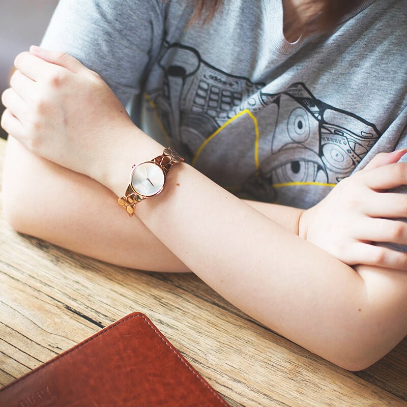 Calvin Klein Snake Silver Dial Rose Gold Steel Strap Watch For Women - K6E23646