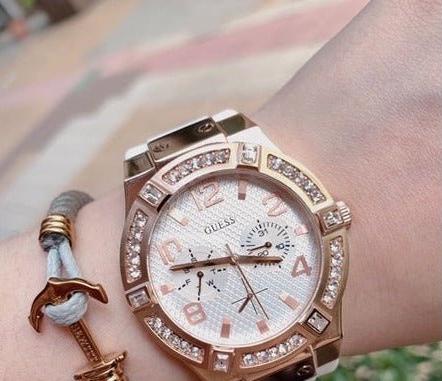 Guess Diamonds White Dial White Rubber Strap Watch For Women - W0426L1