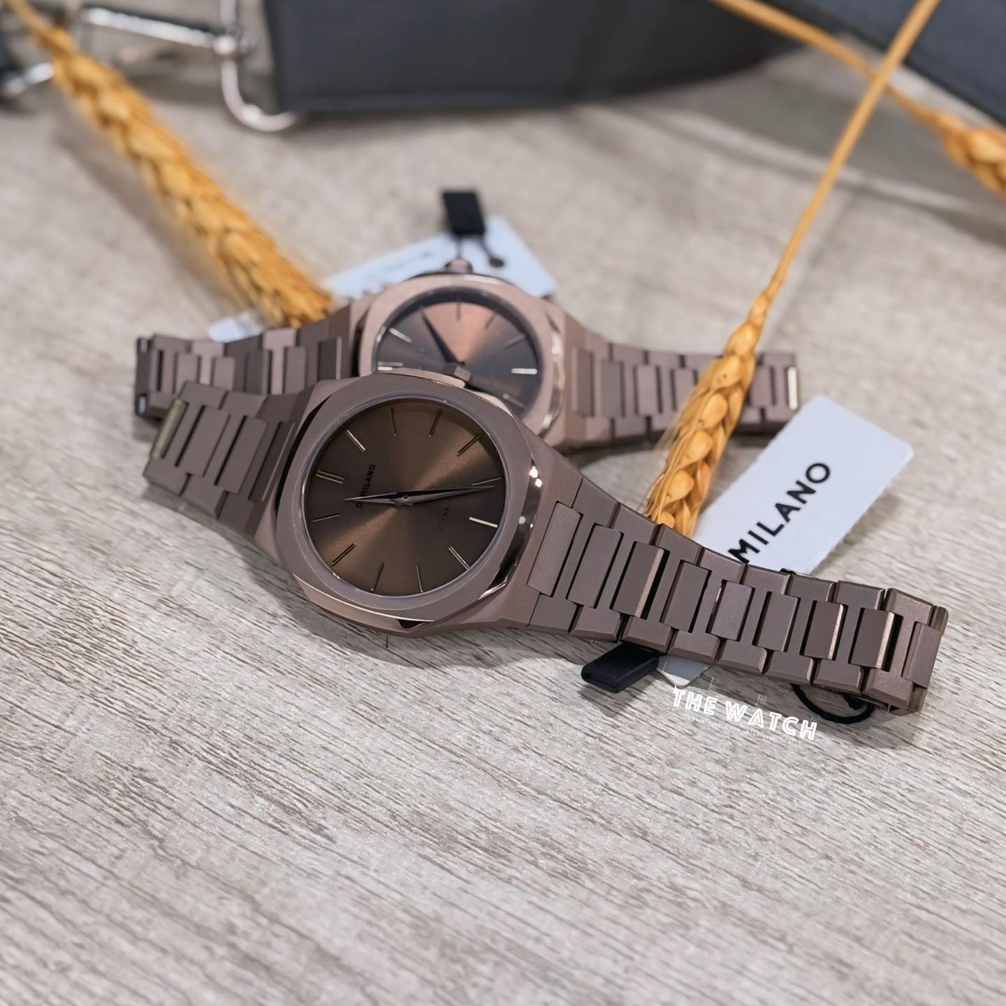 D1 Milano Ultra Thin Brown Dial Gold Steel Strap Watch for Unisex - D1-UTBJ10